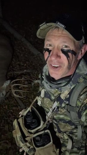 John Dudley on Instagram: "The BIG FREAK charged in to rattling, grunts and a buck decoy! This was epic! The T2 head just did damage like I've never seen and this new Hoyt is going to change the game! So thrilled to make this happen. I've never seen this deer until today. The combines were cutting corn all around."