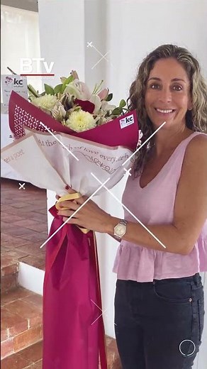 🎉💐 Today is the birthday of the country's First Lady, Elena Urquidi