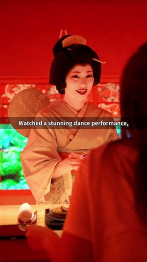 Here is a geisha sharing the beauty of Japanese culture.