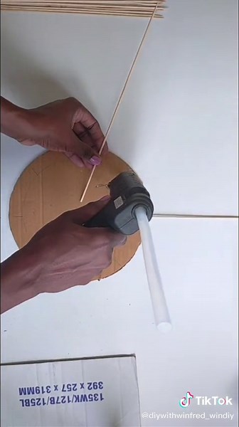 Full tutorial on my YT channel Shortly.. Enjoy 🥰 I love you all #windiycrafts #diywithwinfred #diytutorial #foryou #walldecor