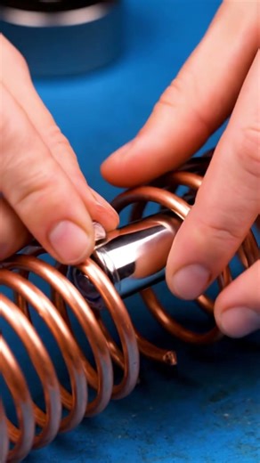 Copper Coil Battery Train (Electromagnetism) #sciencefacts