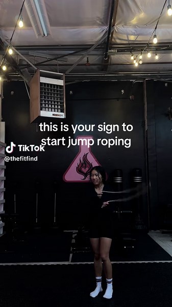 Jump Rope Workout: Burn Calories & Tone Up Fast!