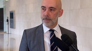 Phoenix pay system cost could total $2.6B before cheaper replacement ready | CBC News