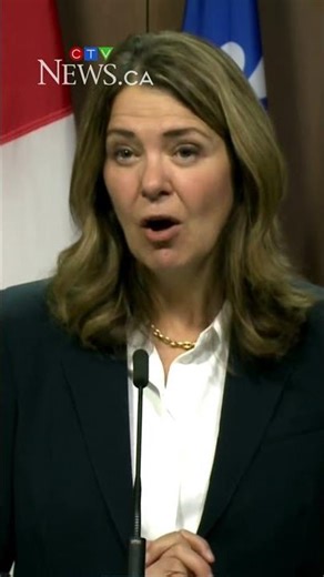 Alberta, B.C. premiers clash over pipeline pitch