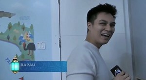 1.3M views · 10K reactions | Prank alien untuk Rafathar masih berlanjut! Kini Billy Syahputra pun ikut-ikutan. Nah loh kenapa mereka jadi dikurung di kamar mandi? Tonton selengkapnya di #Bapau jam 5 sore ini ya! | TRANS7 | Facebook