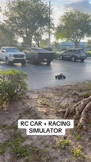 RC Car + Racing simulator + FPV = happiness #racing #traxxasracing