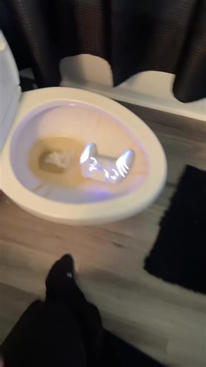 No way 😭😭😭 ever seen an LED PS5 controller?!?! this thing is game changer #gamers #gaming #ps5 #ps5controller