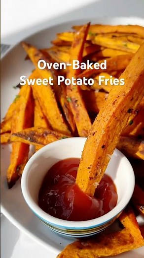 Oven-Baked Sweet Potato Fries #veganeats #sweetpotatorecipes #fries