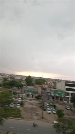 raining 🌧 ☔️ view gujrat #unfrezzmyaccount #shorts #viral