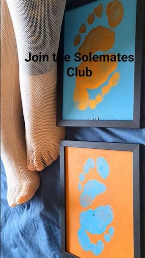 Moving My Toes and Showing a Footprints Which I Made