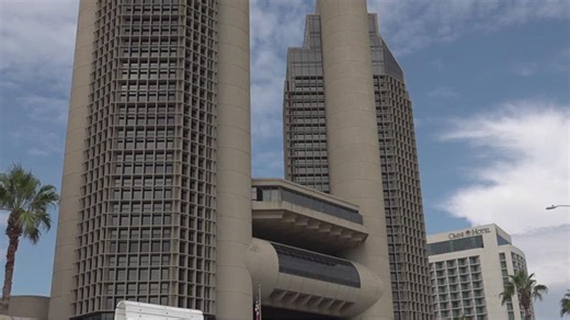 No bids on One Shoreline Plaza at auction