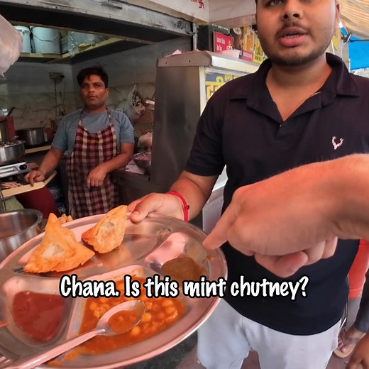 $1 Dhaba feast in central Delhi, India 🇮🇳 | Daily Max