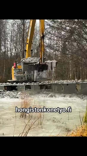 Jätkät tekee rantaa Mäntsäläs. 😎 #HongistonKonetyö #Ruoppaus #BigFloat | Hongiston Konetyö Oy