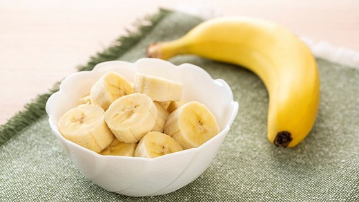 Bananas: Facts, benefits and nutrition