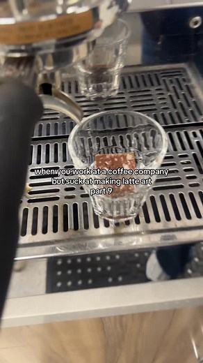 Obsessed with DRAWING latte art at this point..🐋☕️ #atomocoffee #atomo #beanlesscoffee #coffee #sustainability #latte #espresso #latteart | Atomo Coffee