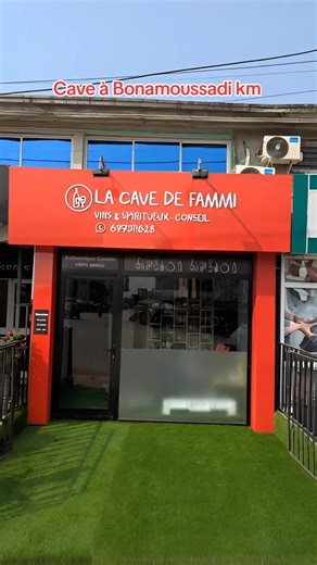 🥂 Cave à vin & espace dégustation climatisé Sélection de vins soigneusement choisis Moments de partage, de goût et de plaisir 📍 Bonamoussadi carrefour KM – Douala #afterwork #weekend #doualacameroun🇨🇲 #tiktokcameroon🇨🇲tiktokafrica #foryoupage