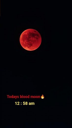 Blood Moon 2025 🌕 | Stunning Red Moon Phenomenon Explained