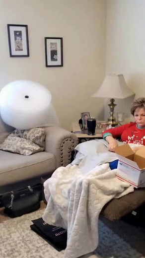 12K views · 436 reactions | She's getting it done #parentproblems #funnymemez #parenting #parentingmemes #funnymommy #follow #memes | Laughing Elder | Facebook