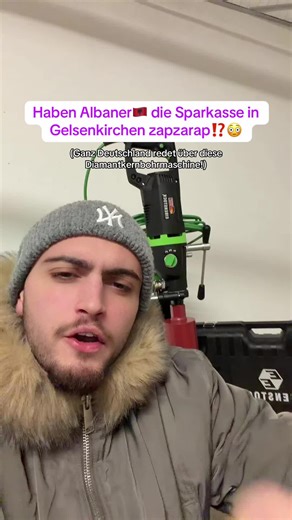 Was sagst du, haben die Albaner die Sparkasse in Gelsenkirchen Zapzarap, oder jemand anderes?! #albaner #albanerin #gelsenkirchen #sparkasse