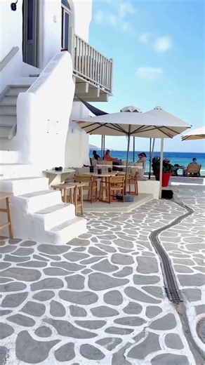 🇬🇷 This Greek Island Is Pure Paradise 💙