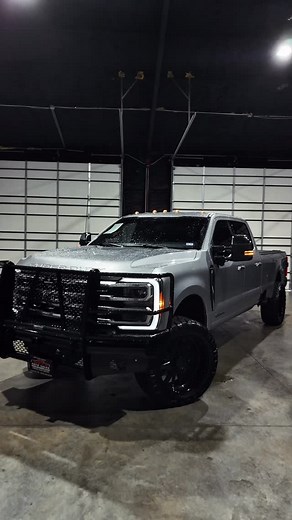 🔥 2023 Ford F350 Platinum Long Bed – Fully Loaded & Built to Perform! 🔥 ✅ Platinum Trim | 4x4 – Top-tier luxury meets rugged capability ✅ 27,000 Miles – Ready for many more adventures ✅ 2.5” Coil Spring Leveling Kit – For a bold, aggressive stance ✅ Fox Shocks Dual Fox Steering Stabilizer – Smooth and controlled ride ✅ 22” JTX Forged Wheels | 35” Ridge Grapplers – Style and performance on any terrain ✅ Front & Rear Ranch Hand Bumpers – Heavy-duty protection and style ✅ Factory Gooseneck Prep P