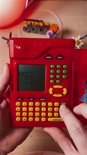 Tiger Pokémon Pokédex retro toy from 1998 NR 022