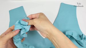 Easy way to sew ruffle for v neckline | DIY Tips Tale