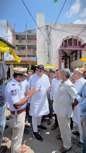 𝐒𝐘𝐄𝐃 𝐒𝐎𝐇𝐀𝐈𝐋 𝐐𝐔𝐀𝐃𝐑𝐈 | AIMIM’s Quick Action Eases Traffic and Brings Relief to Vendors. Under the Leadership of Barrister Asaduddin Owaisi Sahab Member of... | Instagram