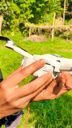 How to Insert Battery DJI Mini 3 Drone || DJI Mini 5 Pro #djidrone #shorts #dji #drone #djimini5pro