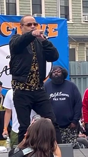 The Legend Ice-T Freestyling In Brooklyn 2023 #icet #bodycount #lawandorder #brooklyn #rproductionshiphoptv #hiphop #rapmusic #oldschoolhiphop #50yearsofhiphop #imortaltechnique #freestyle