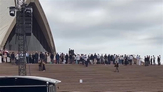 Load in at the Opera House Forecourt for tonight’s show. Couldn’t be a better sound to start the day. | Jimmy Barnes