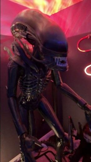 Spirit Halloween Alien Xenomorph Animatronic #alienmovie #xenomorph #halloween #aliens #alien #space