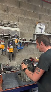 276K views · 3.5K reactions | Ouverture d’une boite de vitesses pour comprendre son fonctionnement.. #boîtedevitesses #mecanique #tuto #demontage #humour #RA38 #labise | RA38 | Facebook