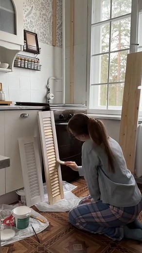 This shelf just got a major upgrade — it’s basically wall art now. 🎨✨ #ikeacloset #decorinspo #apartmenttherapy #DIY #dreamcloset #homedecoration #homedesigns #ikea #inspiremeneutral #homedecorations #homedecorating #ikeapaxwardrobe #interiør #interiordesignideas #homebeautiful #interior #beautifulhomes #diyprojects #bedroomdecor #homeinspiration #interiordecor #minimalhouse #homedecorideas #hometakestime #diyproject | Room Decor Ideas