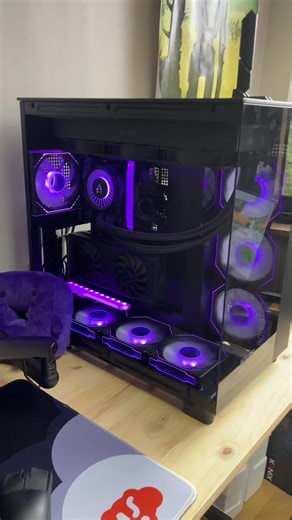 W upgrade ? #techtok #pcie #extender #intel #gpu #robpaperpc #gaming