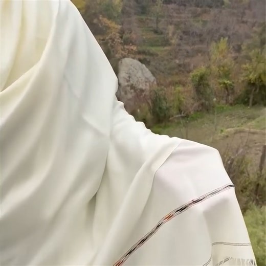 🧣 Luxury Meets Comfort Experience the softness and warmth of WoolCraft’s pure wool shawls, handcrafted in Swat, Pakistan. ✨ Elegant • Warm • Timeless 💎 6-Month Free Replacement Warranty 🚚 Free Delivery Cash on Delivery Available 🔥 Limited Stock — Order Yours Today! | WoolCraft