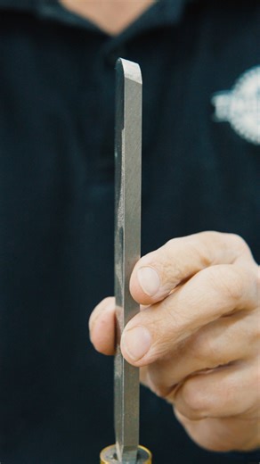 A round nose scraper is perfect for curved surfaces where grain gets difficult. If you’ve got tear-out in a bowl or a stubborn ridge that won’t disappear, this is the tool that helps clean it up and bring everything back into line. One of those chisels you’re glad to have when the timber doesn’t behave. #timberbits #woodturning #roundnosescraper | Timberbits