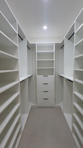 ✨ • • • #customcloset #customclosetdesign #customwork #closet #walkincloset #fyp #viral #reels | Ccclosets