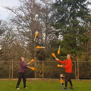 41 reactions · 4 comments | Exploring leaves and juggling patterns. | Bob and Trish Juggling | Facebook
