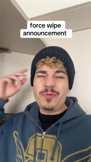 snowmers (@snowmers)’s video of wipe