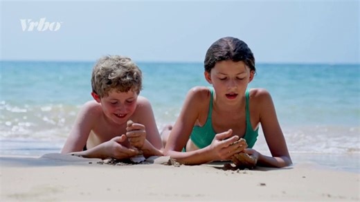 VRBO TV Spot, 'Getting Along'