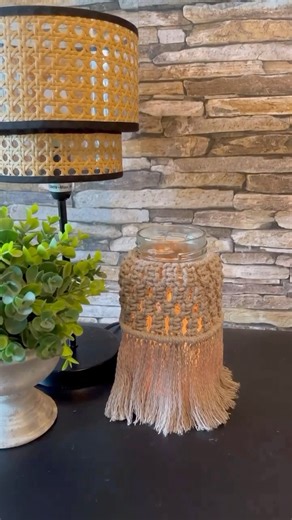 724K views · 5.5K reactions | Macrame Candle Jar #macramecandlejar #macramecandleholder #recycledjars #diycandleholder #macramevideo | Caroline Fleming | Facebook