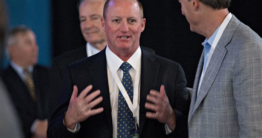 Berkshire Hathaway loses $50B in first quarter