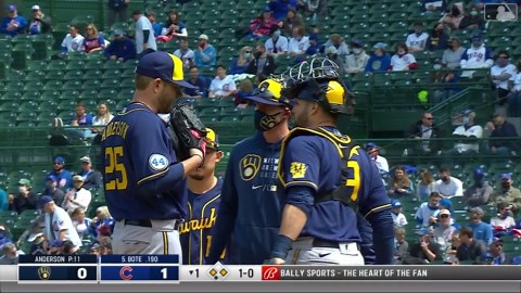 Brett Anderson exits with right hamstring discomfort | 04/23/2021