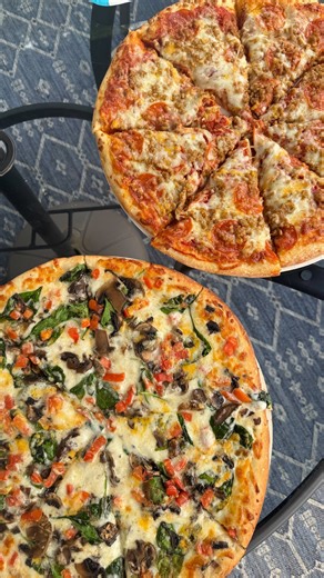 326 reactions · 10 comments | Summer nights + Take ‘n’ Bake Pizza = the perfect recipe for memories. ✨ | Papa Murphy's Pizza | Facebook