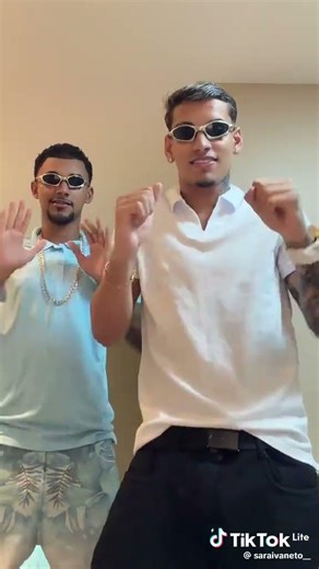 Me coloca com calma - #tiktok #dancinhasdotiktok #viral #trending #fyd #trend