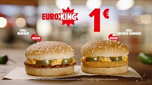 ¡Revolución en el bando de Euroking! Ahora, deliciosa carne a la parrilla o pollo rebozado, sabrosos jalapeños y nuestra irresistible salsa chili por solo 1€. Sí, ¡hablamos de las nuevas Chili Burger y Chili Chicken Burger! | Burger King España