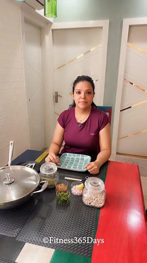 Poha ka nutrition badana hai to aise khana shuru karo! #worldpohaday #pohalover #weightloss #trendingreels #viral | Fitness 365 Days