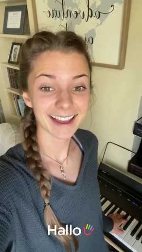 11K views · 251 reactions | "You are the apple of my eye!"Download the Hallo app and start speaking a new language with an AI tutor in 3 seconds!#hallo #english #learnenglish #languagelearning #languages | Hallo | Facebook