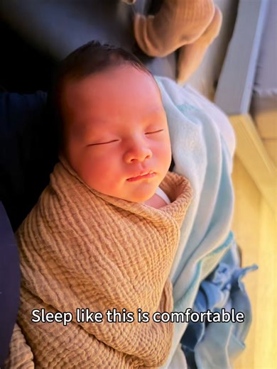 Kiu Gieng Luu on Instagram: "Bed has nails?! Chắc giường có dinh 😂🥲 #baby #momlife #kids Vu Hoang Luu"